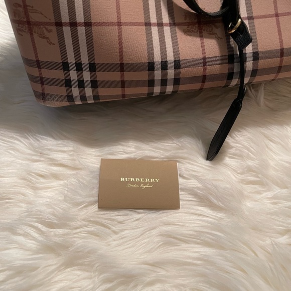 Authentic Burberry Reversible Tote - Picture 5 of 14